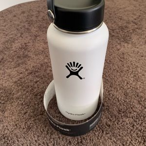 Hydro Flask, 32 oz.